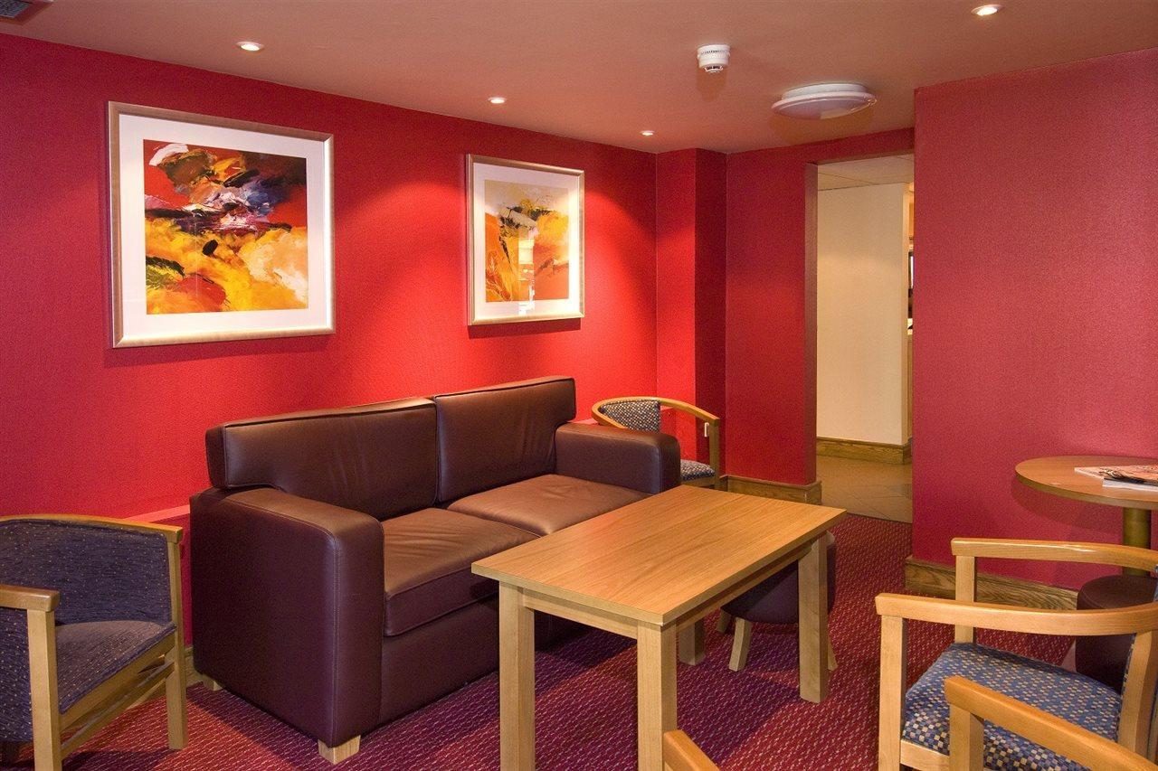 Premier Inn Birmingham South - Hall Green Bagian luar foto