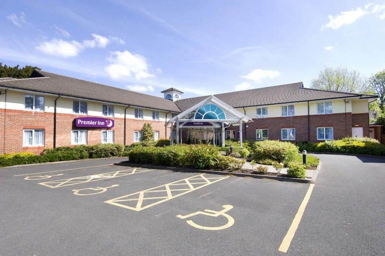 Premier Inn Birmingham South - Hall Green Bagian luar foto